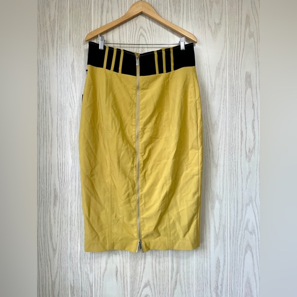 Gabrielle Union, New York and Company Yellow Gold & Black Skirt Size 16 NWT - Picture 3 of 4